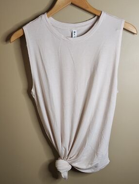 Athleta Cloudlight Reatore Tank in Light Pink. Size M. #599644